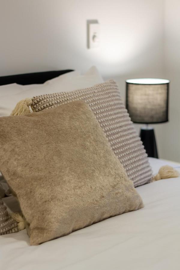 Modern City Living By Latimer Square, Cathedral Apartment Christchurch Exterior photo